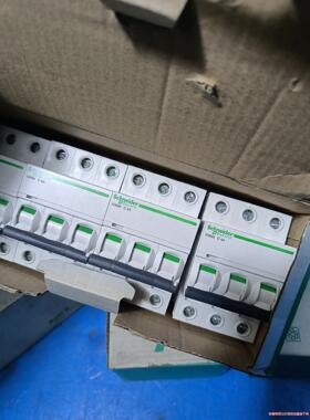 Schneider 施耐德，iC65NC 4A3P空开议价商品