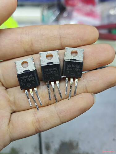 一色板IRFB4115 原装拆机进口104A 150V 大芯(议价商品）