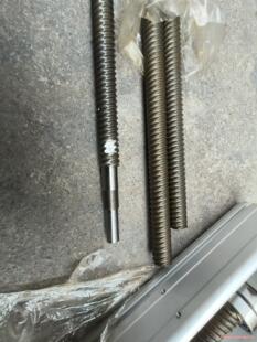 W1612滚珠丝杆2条议价商品 NSK