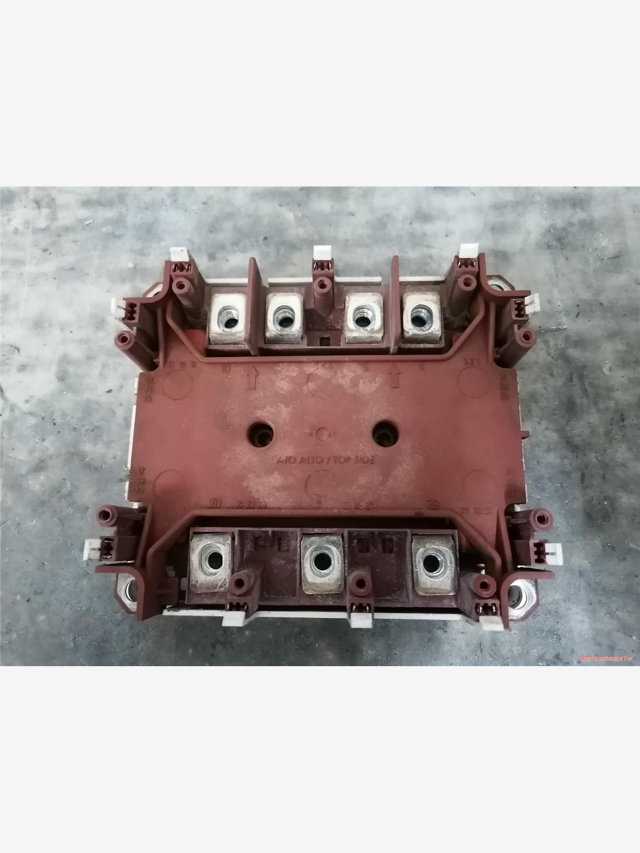 原装拆机进口的 SKiM304GD12T4D 成色不错，质量(议价商品）