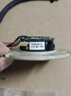 多摩川编码器TS5665N123，成色如图所示，功能正常，拆议价商品