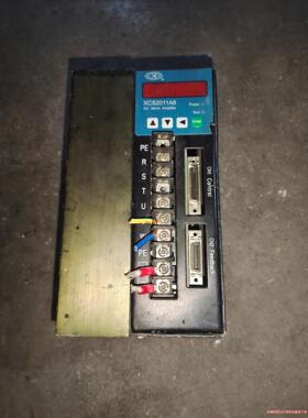 讯成伺服驱动器XCS2011A8通电报警，不包功能议价商品