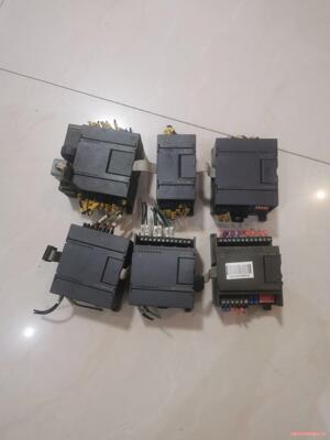 西门子模块 有6个 有看中的私聊，型号不列举了，单个(议价商品）