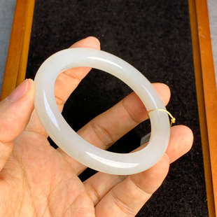 天然和田玉白玉手镯女冰种白月光玉镯子玉手镯40.37克内径54毫米