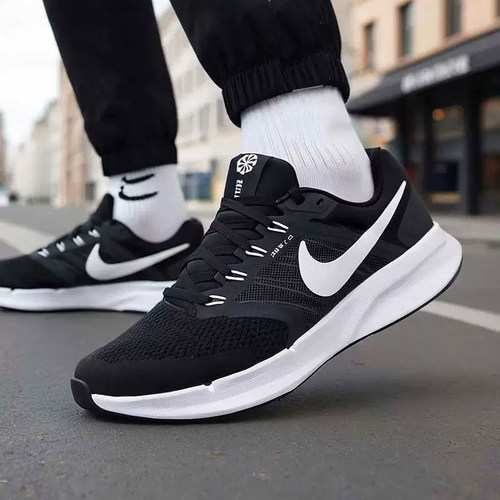 NIKESWIFT3透气缓震运动男跑鞋