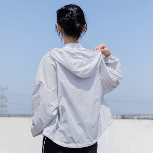 Adidas阿迪达斯外套女2026新款针织连帽夹克跑步运动服上衣IM8835