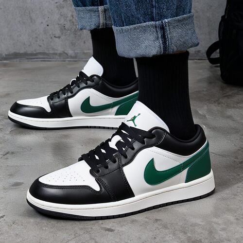 NIKE耐克男鞋AJ1篮球鞋2026新款AIR JORDAN1板鞋运动休闲鞋553558