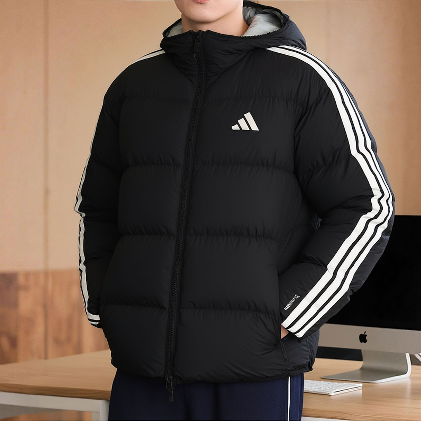 阿迪达斯羽绒服男装2025新款秋冬保暖外套户外休闲运动服 KC2490