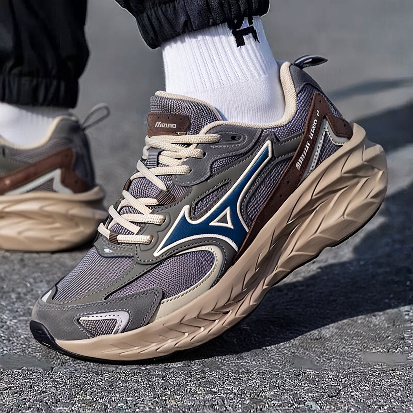 MIZUNO美津浓ASTRO LS跑步鞋2025冬季新款男女鞋运动鞋轻便老爹鞋