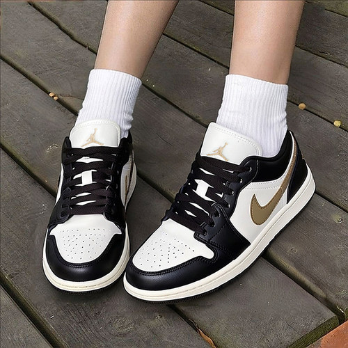 NIKE耐克女鞋休闲鞋25新款AIR JORDAN 1运动厚底板鞋篮球鞋DC0774