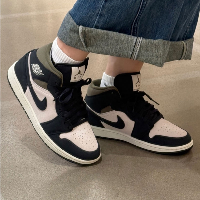 NIKE耐克男鞋AIR JORDAN 1中帮经典运动鞋训练篮球鞋HV4091-102