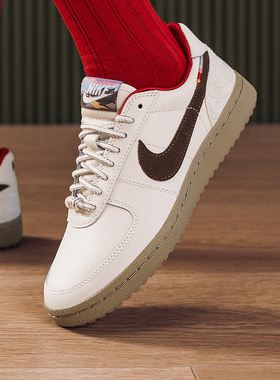 NIKE耐克马年限定脱缰系列26春新年款女子休闲鞋运动鞋IQ1144 022