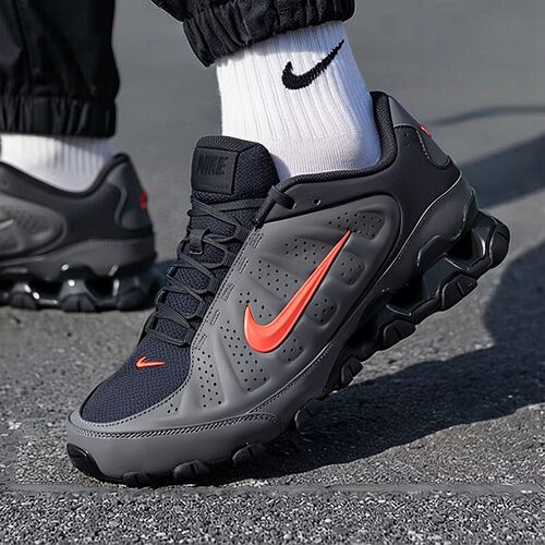 耐克NIKE男鞋 REAX 8 NSW SL运动鞋健身训练舒适透气跑步休闲鞋