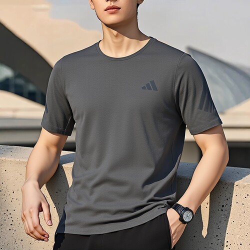 adidas阿迪达斯26秋季新款男装跑步运动服休闲圆领短袖T恤KS5039