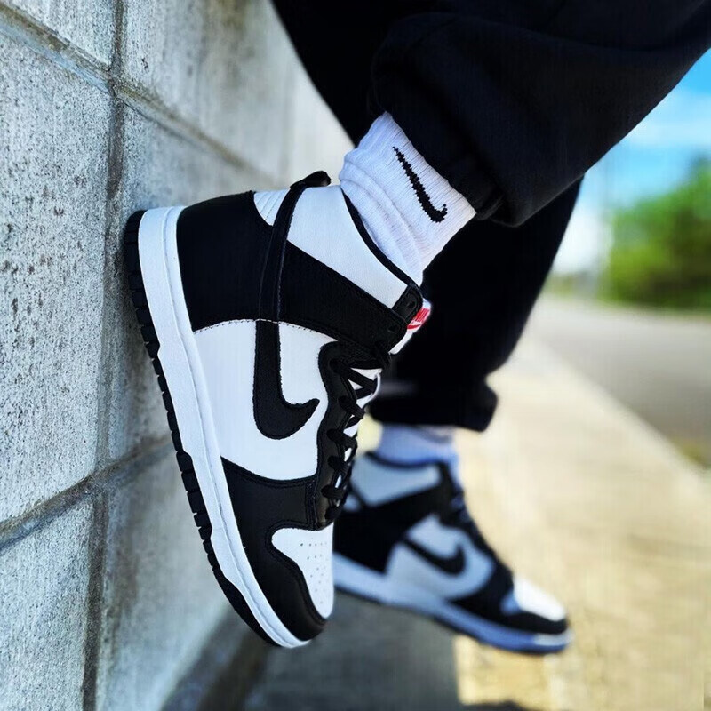耐克板鞋男鞋夏季新款Dunk High Retro高帮黑白熊猫 DD1399-105