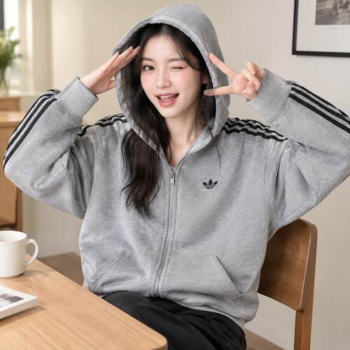 阿迪达斯三叶草灰色针织连帽外套26秋季新款跑步休闲运动服JY2620