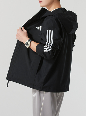 阿迪达斯梭织夹克男春季新款休闲运动服健身训练外套JD1043