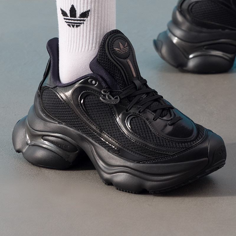 阿迪达斯三叶草女鞋休闲鞋25冬季新款浮蝶鞋厚底运动老爹鞋JS2468