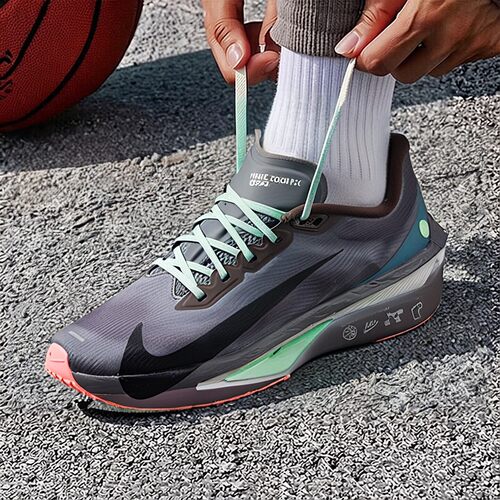 NIKE耐克男鞋休闲鞋2026秋季新款ZOOM FLY 6健身训练运动鞋IW2352