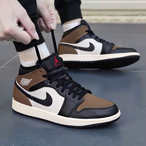 NIKE耐克男鞋高帮AJ篮球鞋26秋季新款板鞋运动鞋休闲鞋DQ8426-007