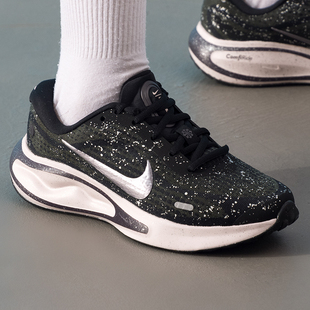 新款 25冬季 JOURNEY RUN缓震运动鞋 016 NIKE耐克跑步鞋 FJ7765 女鞋