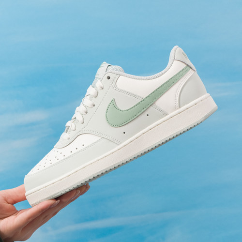 耐克Nike COURT VISION女子低帮白绿大勾休闲运动板鞋IM1652-006