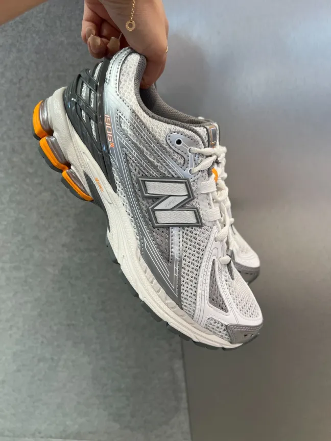 23鞋子NEWBALANCE透气