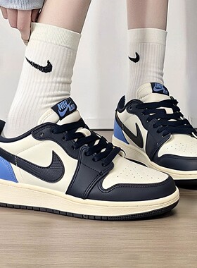 NIKE耐女鞋低帮板鞋春季AJ1篮球鞋运动休闲鞋轻便厚底CZ0858-400