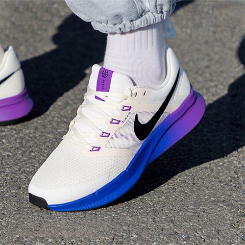 NIKE耐克女鞋跑步鞋2026春季新款缓震网面健身训练鞋运动鞋DR2698