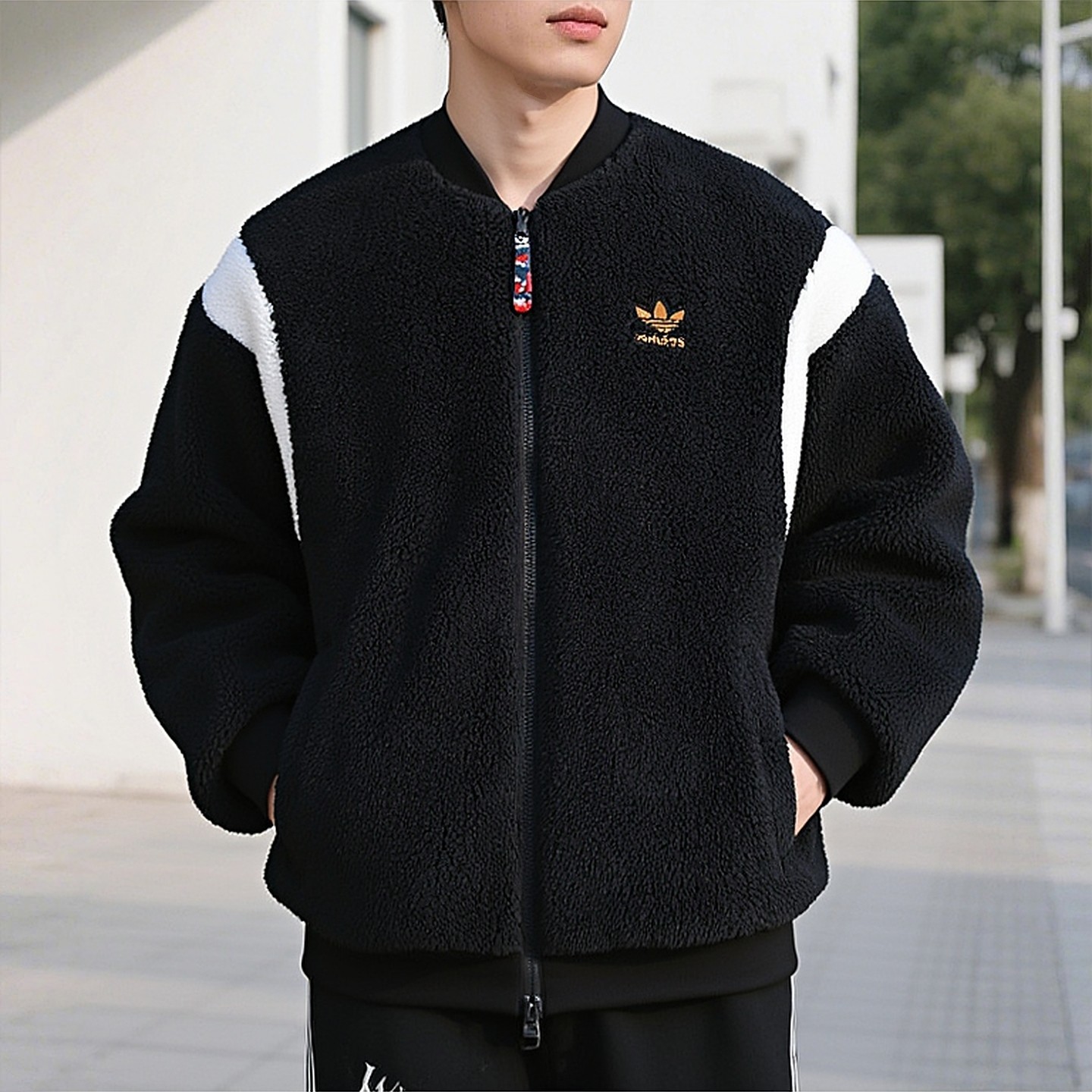 阿迪达斯男装羊羔绒外套飞行员夹克三叶草抓绒双面穿运动服IX4215,运动服/休闲服装,运动茄克/外套,淘宝优惠券,粉丝福利购,淘宝优惠卷