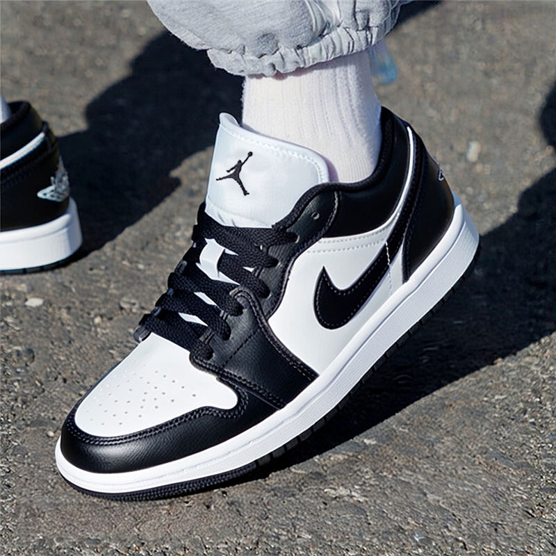 NIKE耐克官方男板鞋AIR JORDAN 1运动训练黑白灰篮球鞋553558