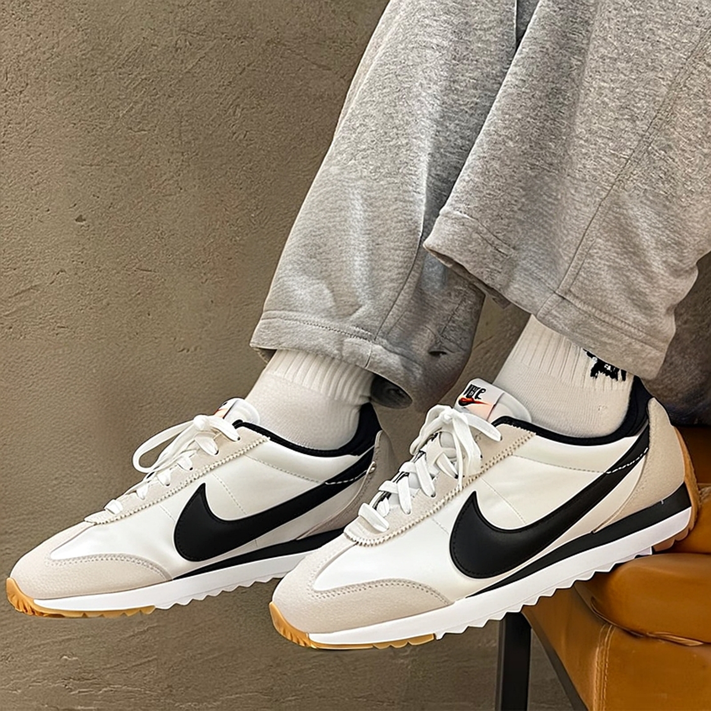 耐克女子平底运动鞋冬季新款低帮薄底鞋NIKE PACIFIC HM4771-105