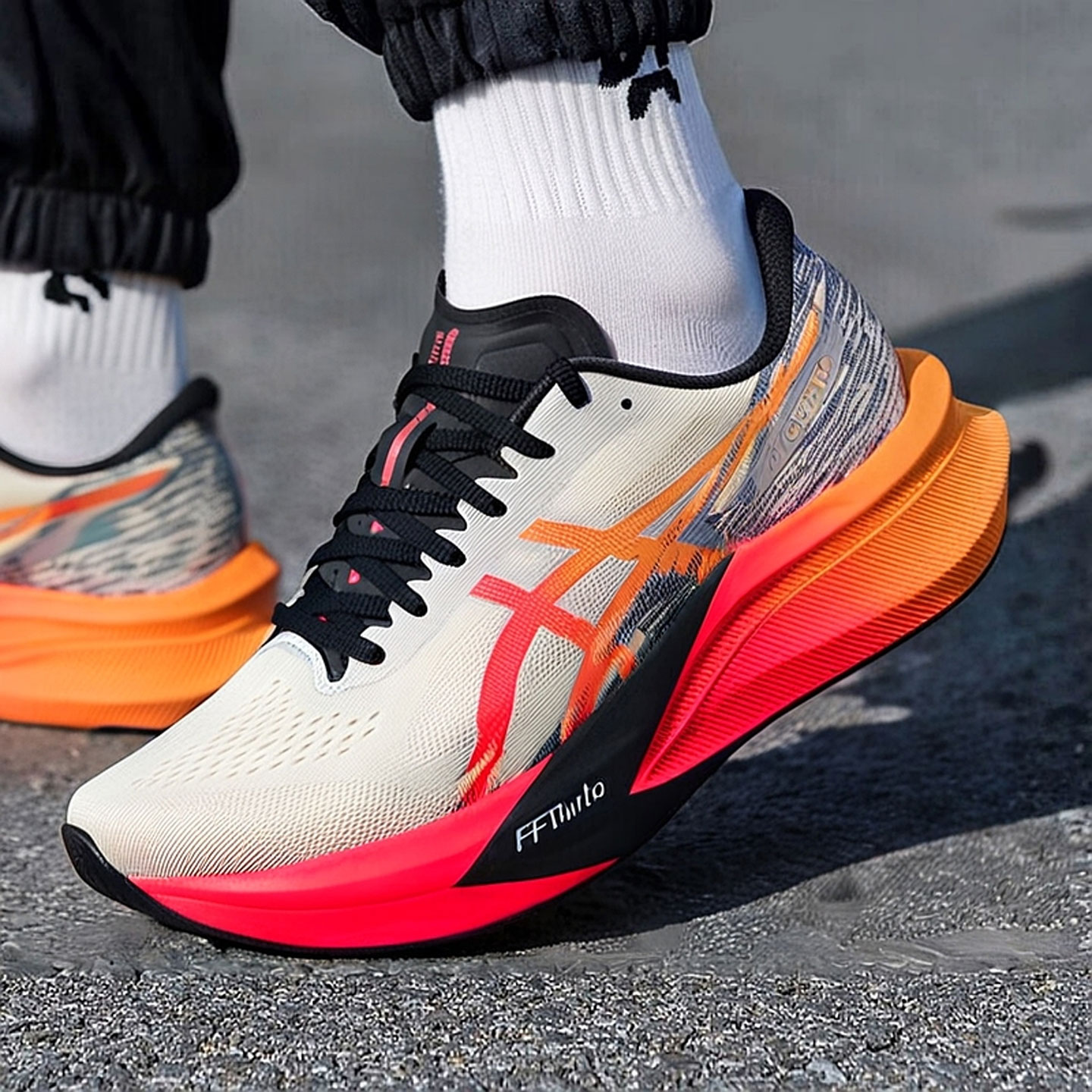 ASICS亚瑟士跑步鞋男鞋MAGIC SPEED 4 CP竞速健身透气低帮跑鞋