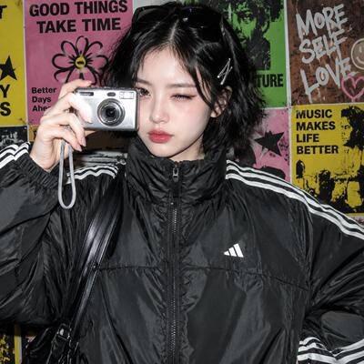 Adidas阿迪达斯女装秋冬棉服2026新款保暖休闲运动服厚外套KW4746