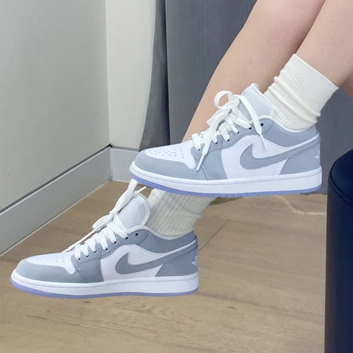 NIKE耐克AJ1女鞋厚底休闲鞋夏季低帮复古板鞋运动鞋DC0774-105