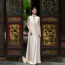 复古缎面高端轻奢气质小众高级感旅拍轻婚纱新娘结婚出门纱 新中式