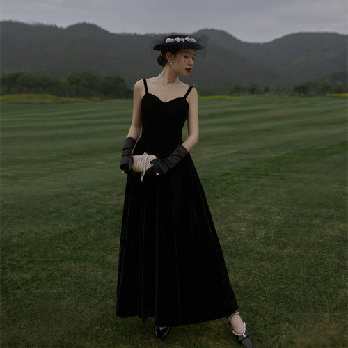 白小仙黑色赫本丝绒吊带摄影礼服