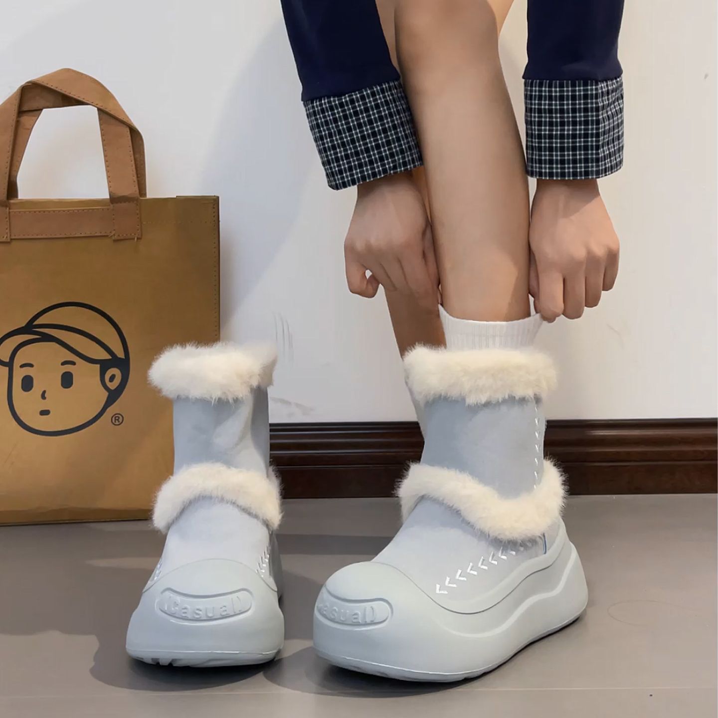 羊皮毛一体雪地靴女冬季新款保暖防水防滑加绒厚底包头大头鞋靴潮