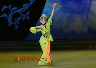 春闺梦花旦头饰演出服古典舞蹈服装民族舞服秧歌扇子舞儿童艺考级