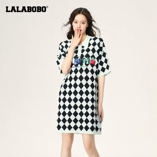 LALABOBO翻领宽松休闲连衣裙