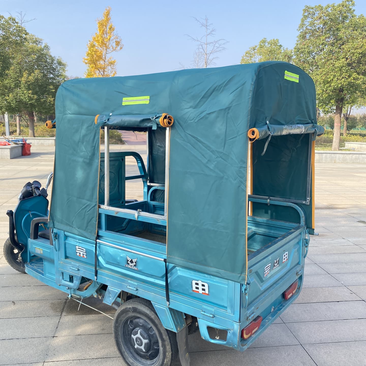 车厢三轮车雨棚棚架子遮阳方管可加厚电动车遮雨棚支架加高骨架子