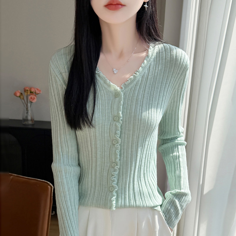 甜美风木耳边V领精纺羊毛开衫女坑条长袖毛衣宽松外套针织衫上衣