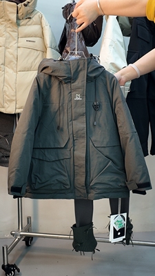 2025nono新款羽绒服男孩女孩同款工装风羽绒服