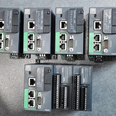 TM251MESC TM3DM24R/XTRA1/DQ32UK/DI32K TM200C16R PLC