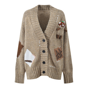 外套 减龄V领针织开衫 2025秋冬新款 设计感咖色立体小熊刺绣时尚