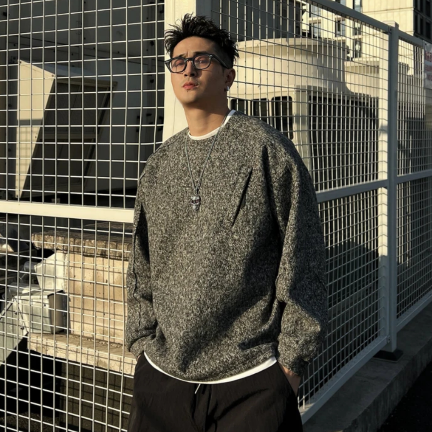 冬季立体剪裁假两件加绒圆领卫衣男款港风潮牌慵懒风休闲打底衫潮