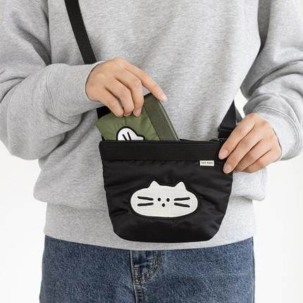猫咪卡通棉服绣花简约可爱迷你小挎包休闲百搭单肩斜挎包