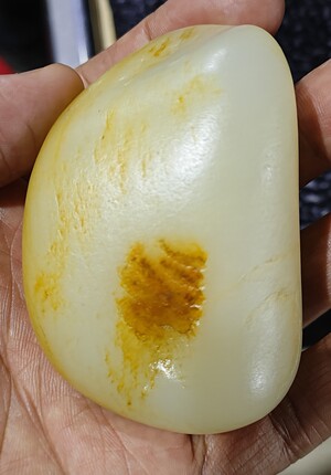 和田玉籽料收藏级玛丽艳红皮白肉黄白种把件籽料原石