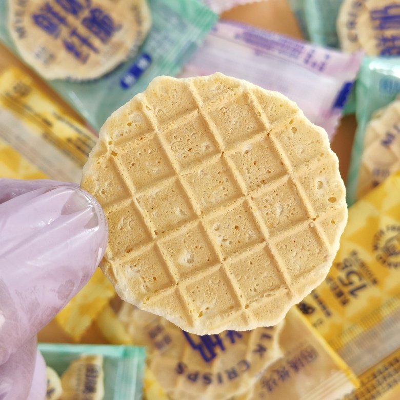 图腾牧场鲜奶纤脆酥脆微甜