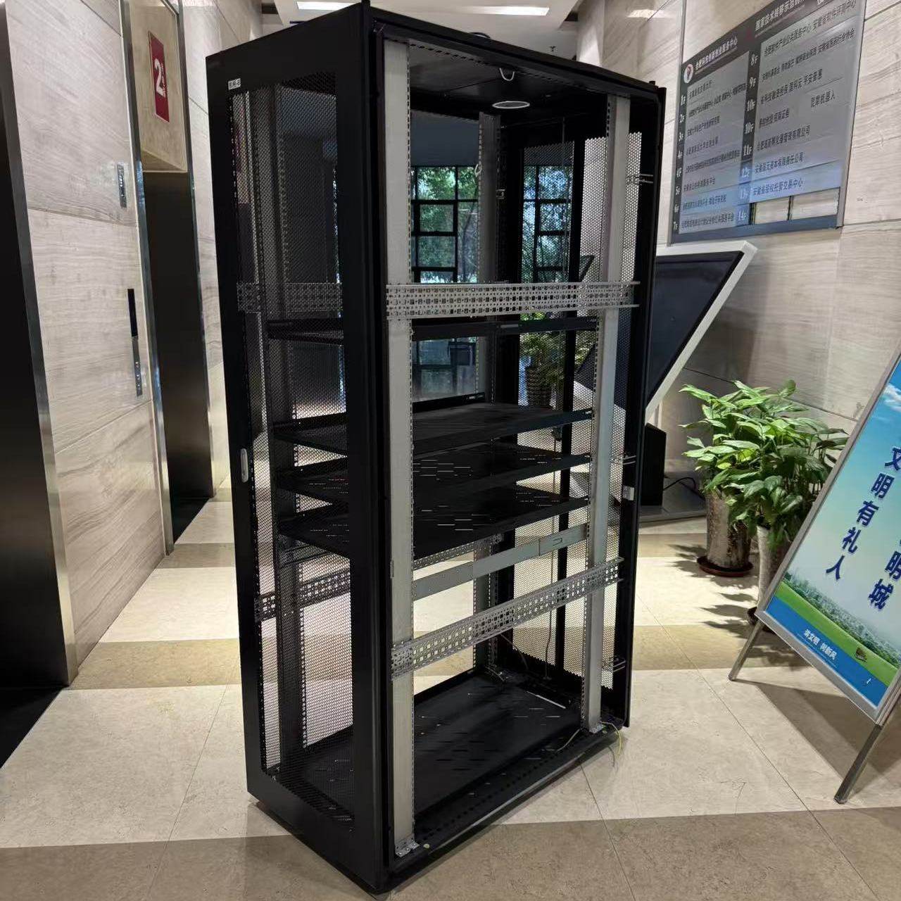 TOTEN/正品图腾机柜K38042 800*2000*1000 服务器机柜 网络机柜 月光锁 布线机柜 二手拆机